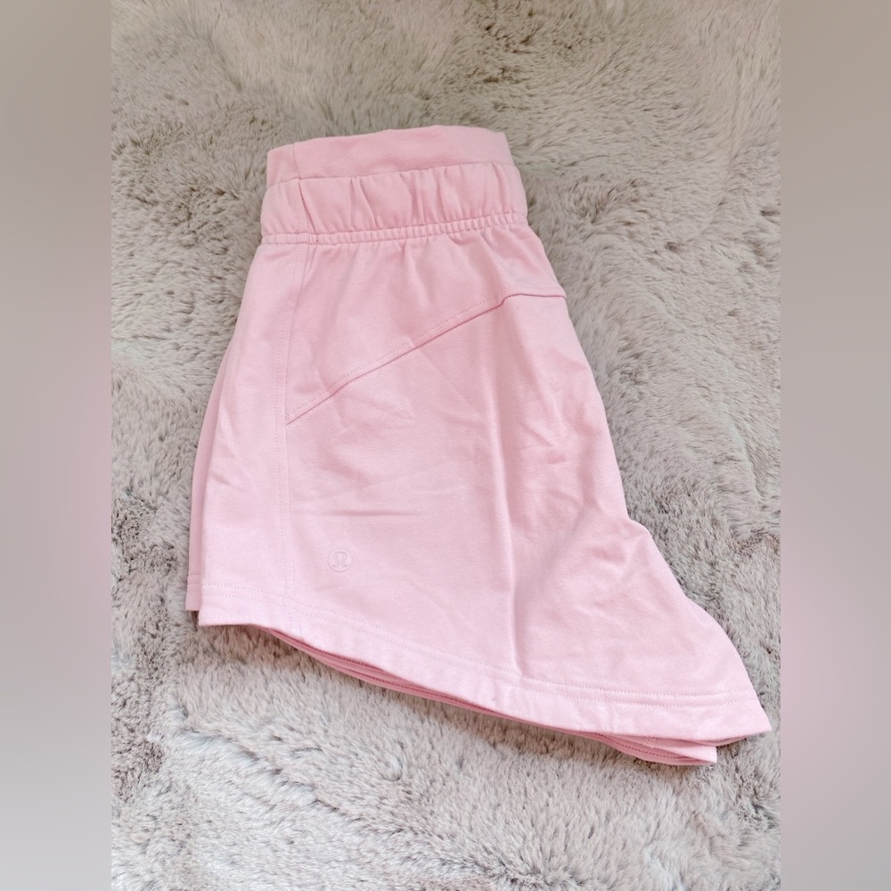 Lululemon Inner Glow Shorts size 2